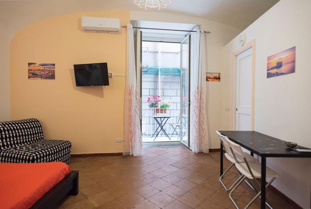 Bobbò House Iii, A Balcony In The Heart Of Appartamento